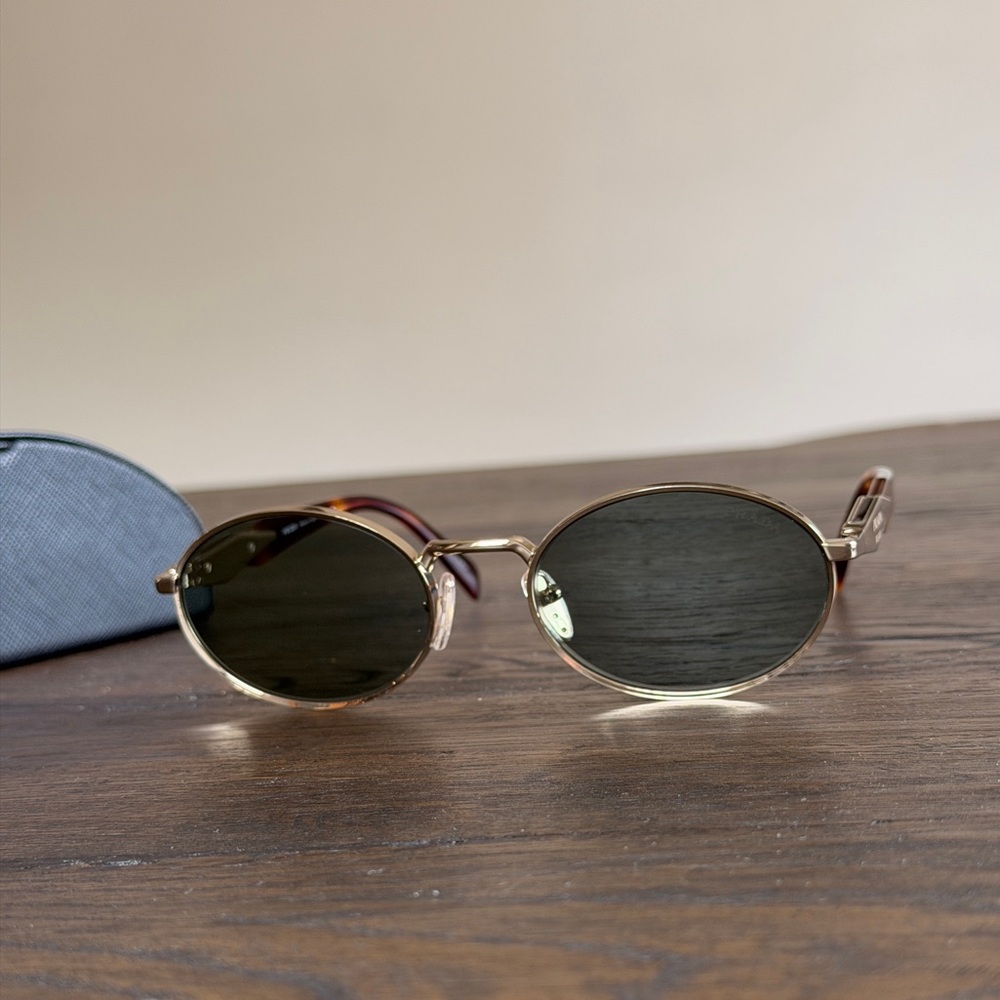 Prada 65ZS Sunglasses with Gold Frame and Green Lenses - Picture 8 of 14